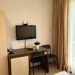 Flora Park Apartment Burgas